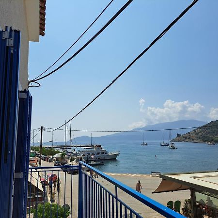 Blue Moon Apartment Agia Efimia Eksteriør billede