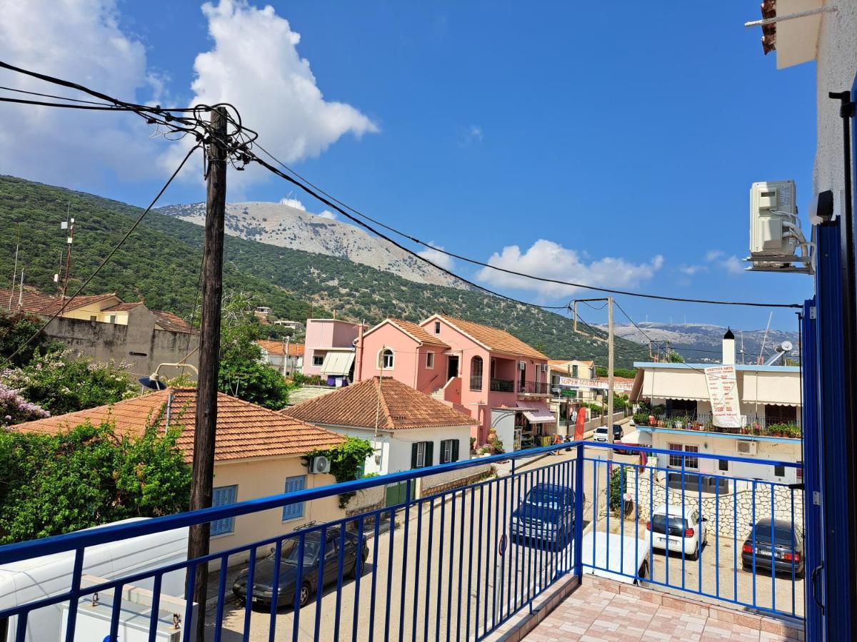 Blue Moon Apartment Agia Efimia Eksteriør billede