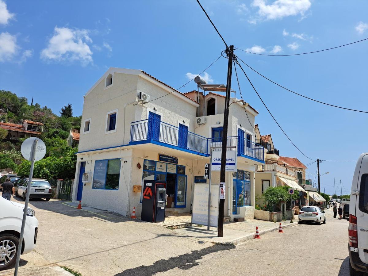 Blue Moon Apartment Agia Efimia Eksteriør billede